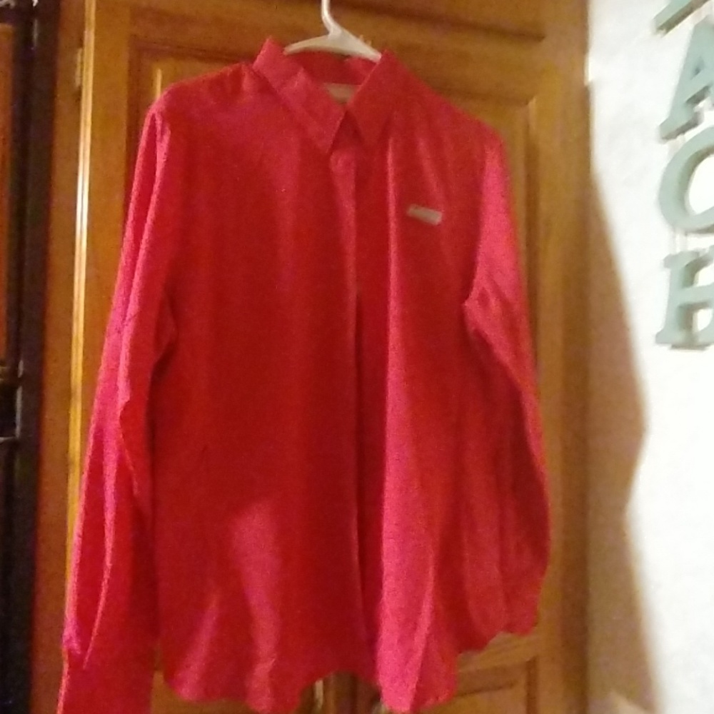 Beauiful Columbia shirt